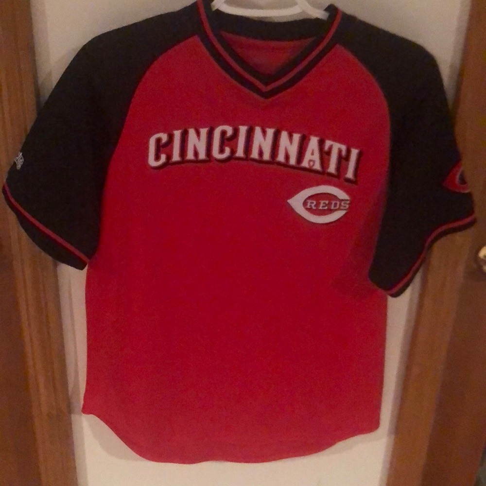 Cincinnati Reds graphic T-shirt jersey